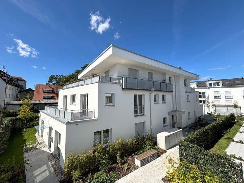 Pronájem bytu 2+1 60 m², Neufahrn bei Freising, Bavorsko Pronájem bytu 2+1 60 m², Neufahrn bei Freising, Bavorsko