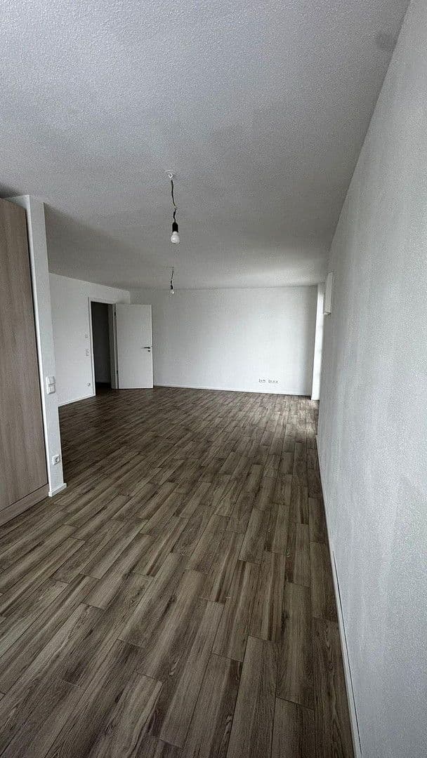 Pronájem bytu 2+1 70 m², Germering, Bavorsko Pronájem bytu 2+1 70 m², Germering, Bavorsko