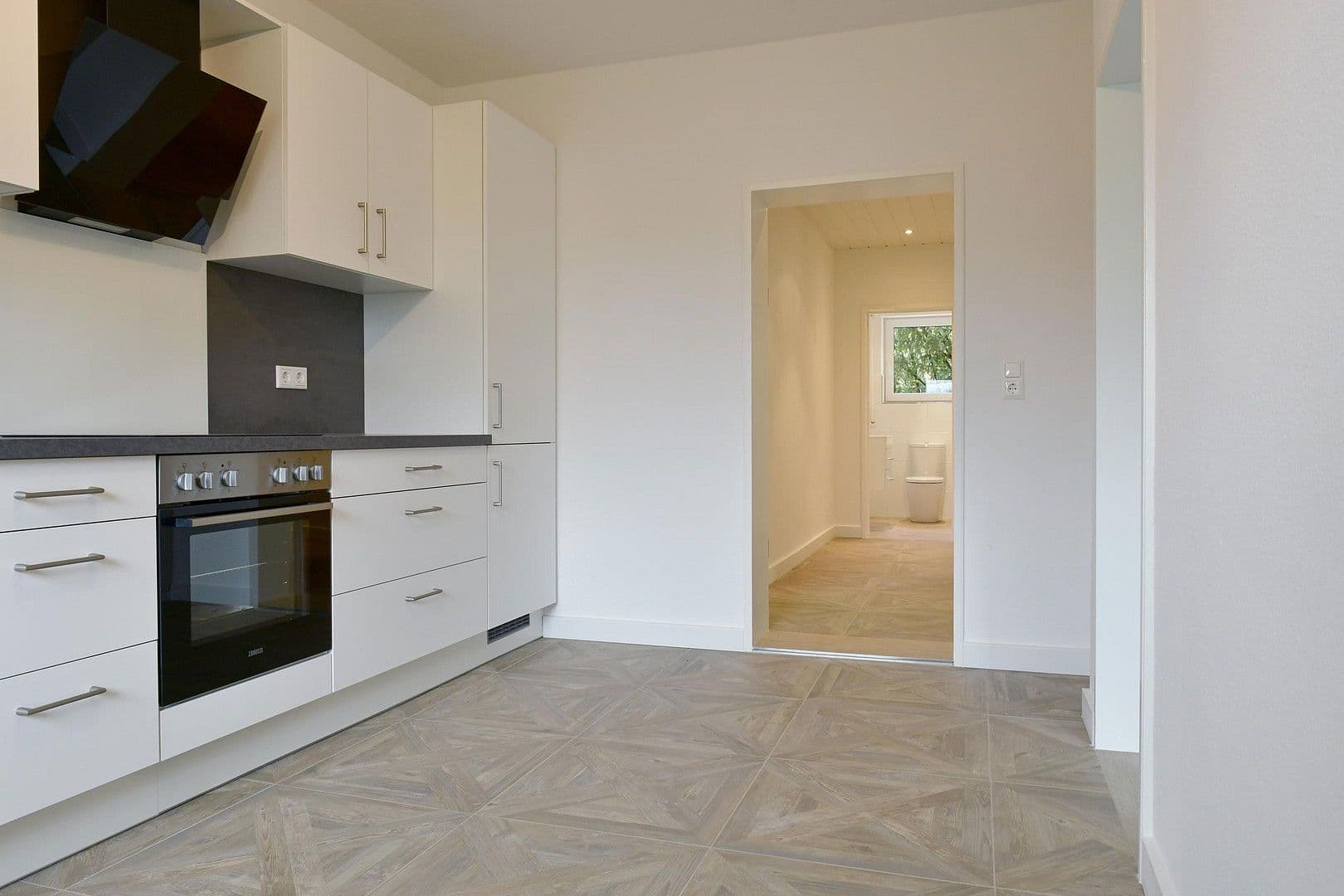 Pronájem bytu 3+1 105 m², Neusitz, Bavorsko Pronájem bytu 3+1 105 m², Neusitz, Bavorsko