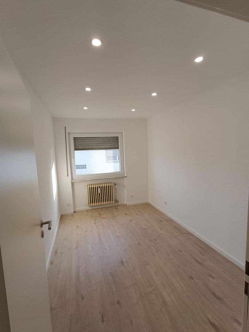 Pronájem bytu 2+1 62 m², Kirchstr. 12, Deizisau, Bádensko-Württembersko Pronájem bytu 2+1 62 m², Kirchstr. 12, Deizisau, Bádensko-Württembersko