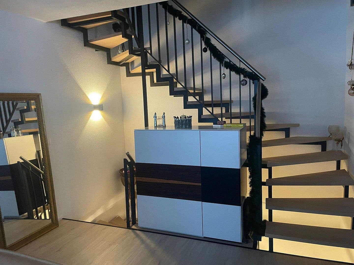 Pronájem domu 135 m², pozemek 250 m², Alte Gärtnerei 24/2, Amstetten, Bádensko-Württembersko Pronájem domu 135 m², pozemek 250 m², Alte Gärtnerei 24/2, Amstetten, Bádensko-Württembersko