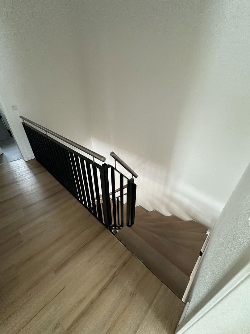 Pronájem domu 185 m², pozemek 250 m², Alte Gärtnerei 24/3, Amstetten, Bádensko-Württembersko Pronájem domu 185 m², pozemek 250 m², Alte Gärtnerei 24/3, Amstetten, Bádensko-Württembersko