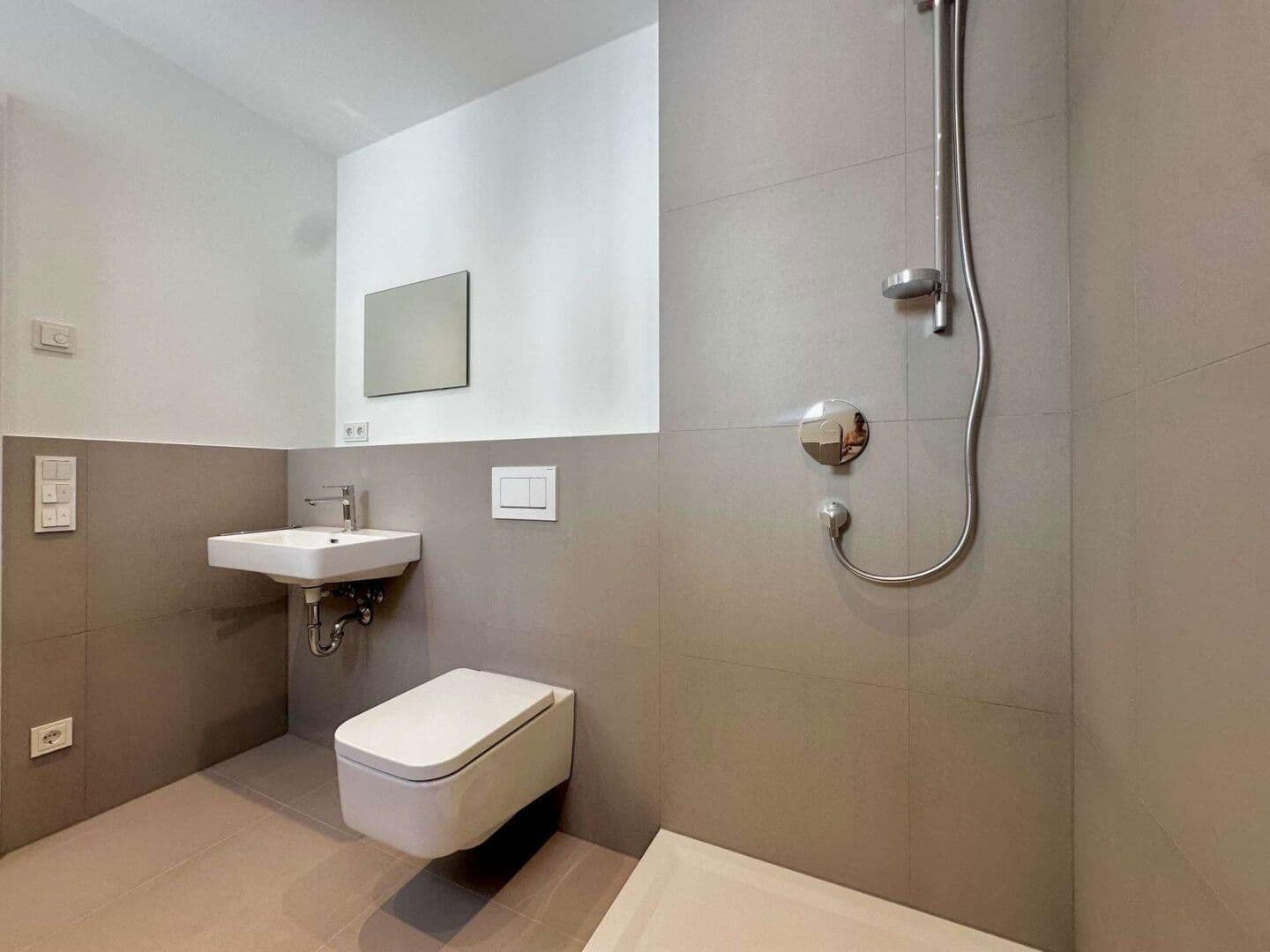 Prodej bytu 2+1 51 m², Christophstraße 8, Überlingen, Bádensko-Württembersko Prodej bytu 2+1 51 m², Christophstraße 8, Überlingen, Bádensko-Württembersko