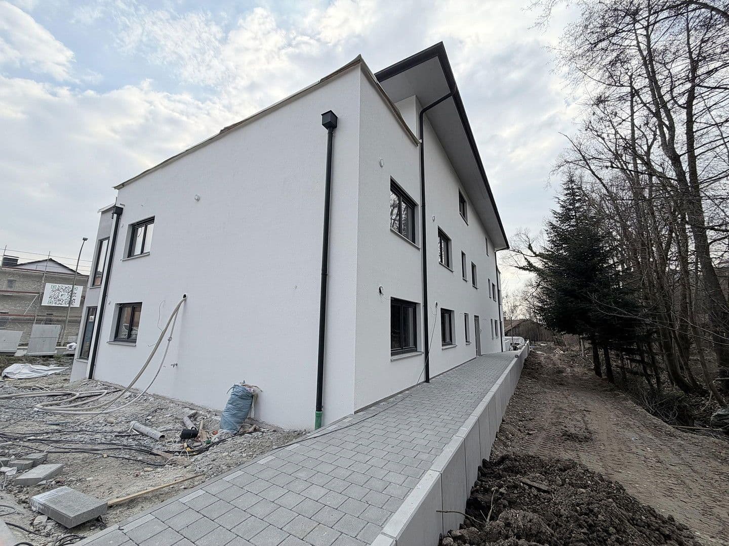 Pronájem bytu 3+1 87 m², Ruselbergstraße 63, Deggendorf, Bavorsko Pronájem bytu 3+1 87 m², Ruselbergstraße 63, Deggendorf, Bavorsko
