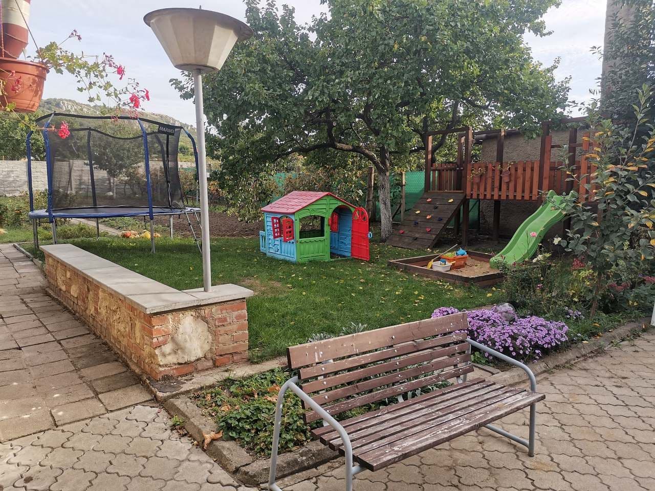 Pronájem chaty, chalupy, Perná, Jihomoravský kraj Pronájem chaty, chalupy, Perná, Jihomoravský kraj