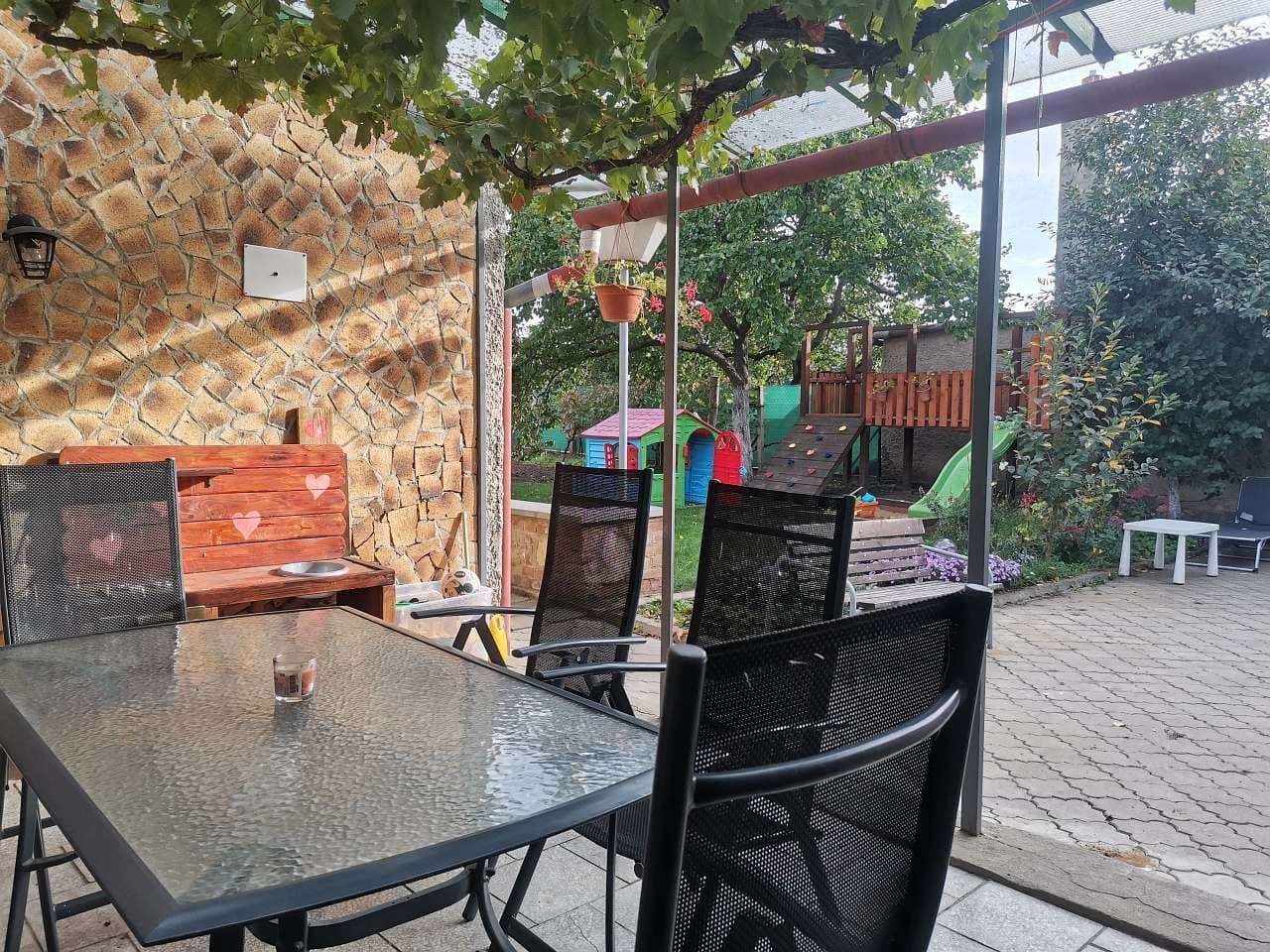 Pronájem chaty, chalupy, Perná, Jihomoravský kraj Pronájem chaty, chalupy, Perná, Jihomoravský kraj