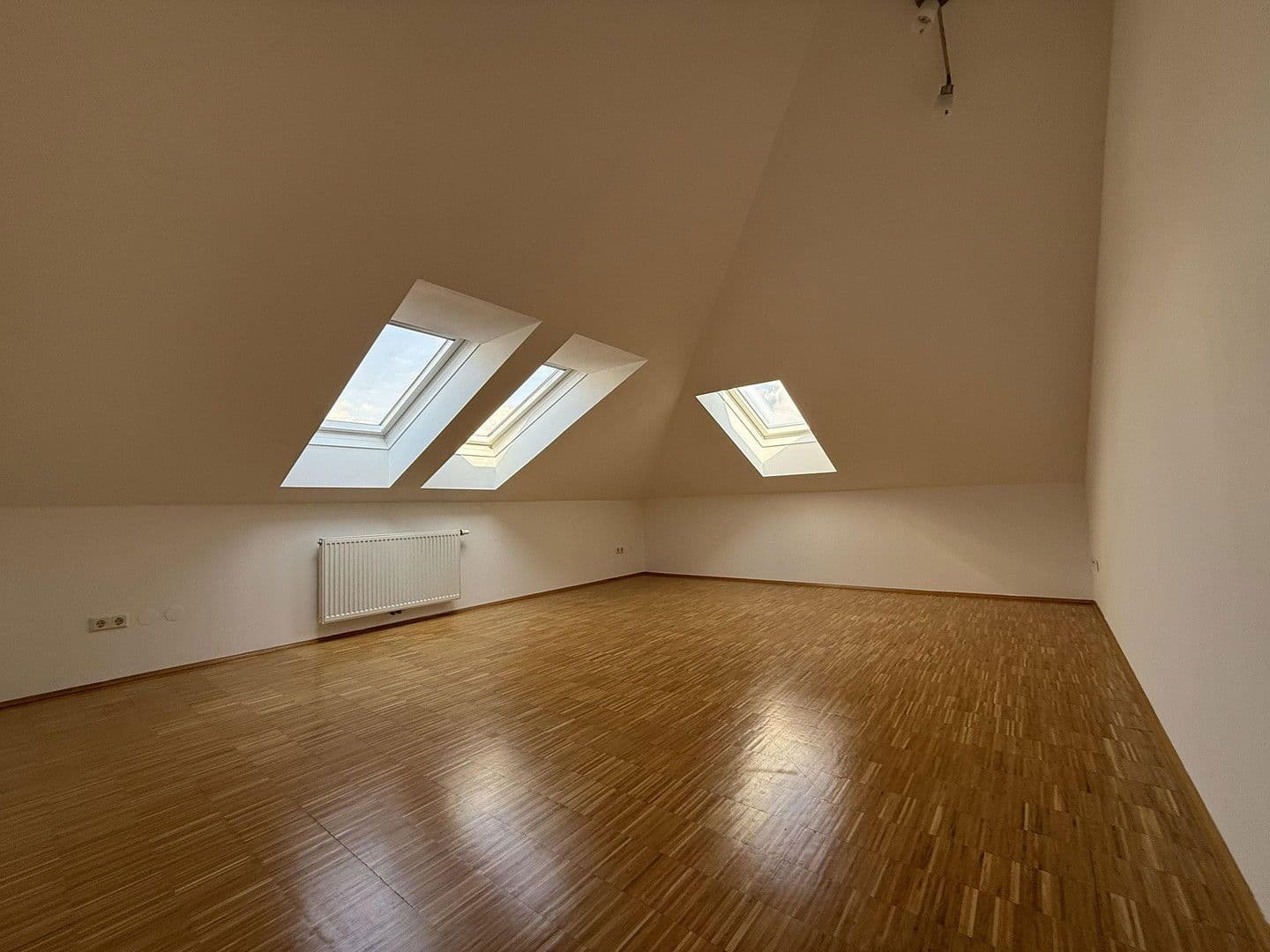 Pronájem bytu 3+1 138 m², Beethovenstraße 24/8, Graz, Štýrsko Pronájem bytu 3+1 138 m², Beethovenstraße 24/8, Graz, Štýrsko