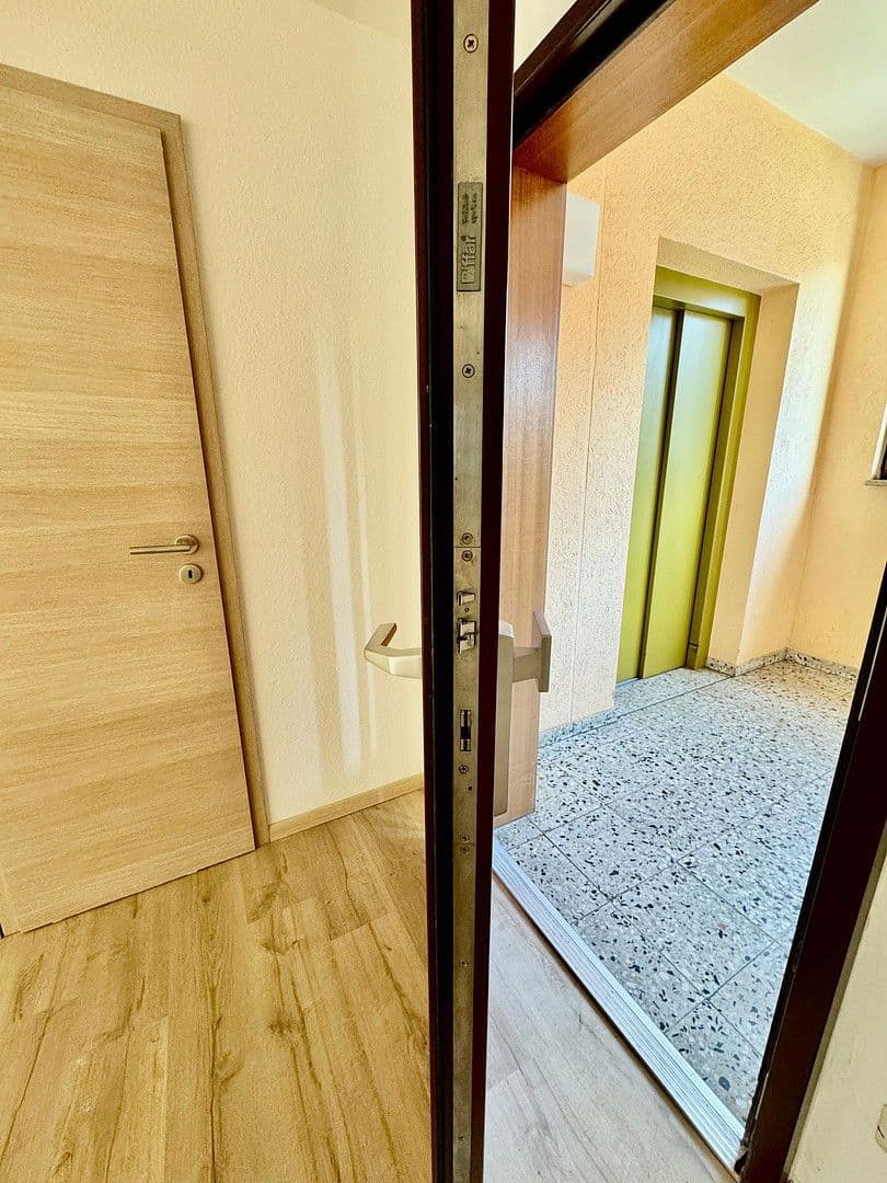 Prodej kanceláře 220 m², Pillenreuther Str. 14, Nürnberg, Bavorsko Prodej kanceláře 220 m², Pillenreuther Str. 14, Nürnberg, Bavorsko