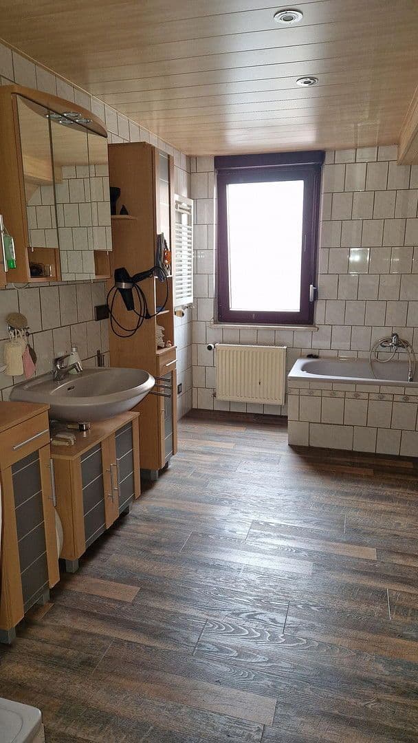 Prodej domu 138 m², pozemek 250 m², Worms, Porýní-Falc Prodej domu 138 m², pozemek 250 m², Worms, Porýní-Falc