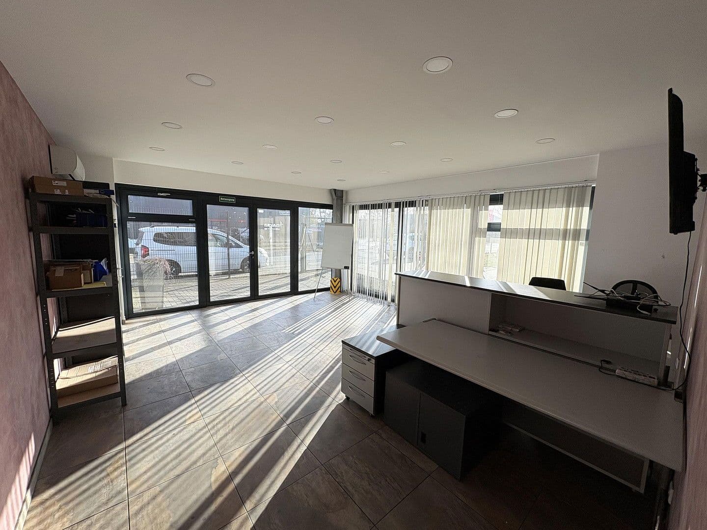 Pronájem nebytového prostoru 1.856 m², Nikolaus-Groß-Str. 17, Dortmund, Severní Porýní-Vestfálsko Pronájem nebytového prostoru 1.856 m², Nikolaus-Groß-Str. 17, Dortmund, Severní Porýní-Vestfálsko