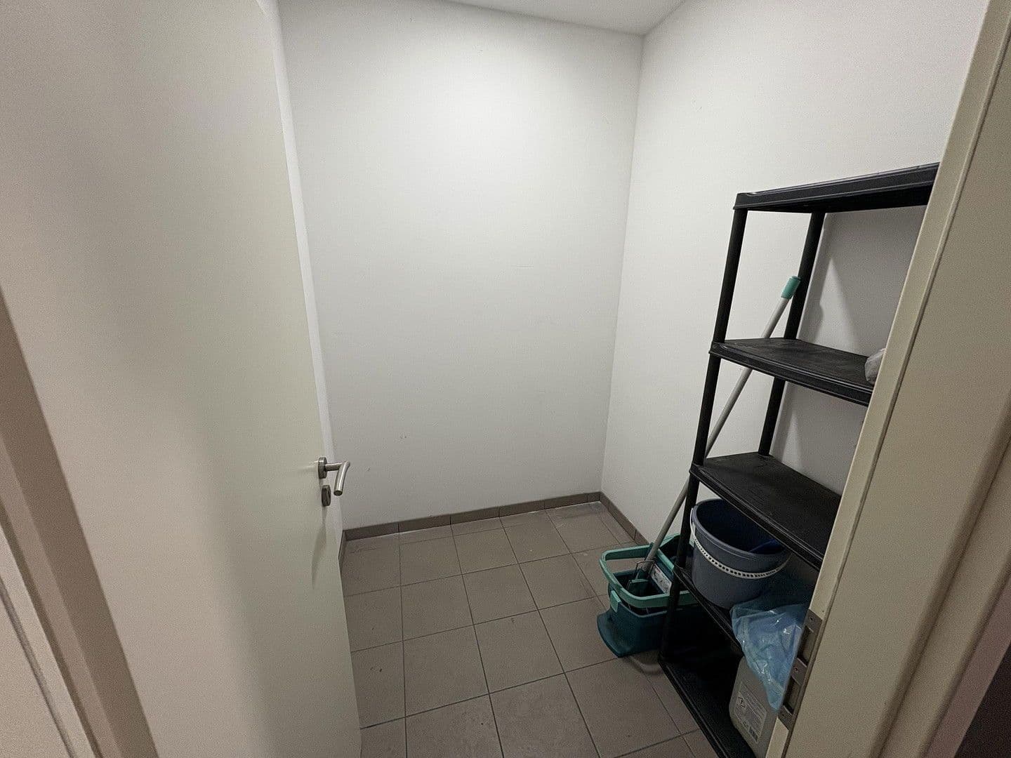 Pronájem nebytového prostoru 1.856 m², Nikolaus-Groß-Str. 17, Dortmund, Severní Porýní-Vestfálsko Pronájem nebytového prostoru 1.856 m², Nikolaus-Groß-Str. 17, Dortmund, Severní Porýní-Vestfálsko