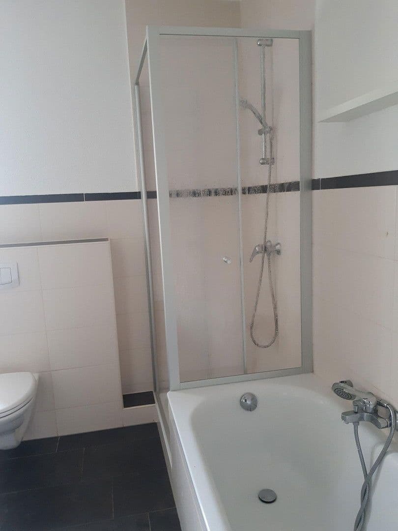 Pronájem bytu 4+1 82 m², Schafgartenweg 9, Lichtenstein/Sachsen, Sasko Pronájem bytu 4+1 82 m², Schafgartenweg 9, Lichtenstein/Sachsen, Sasko