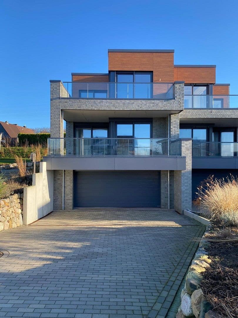 Prodej domu 149 m², pozemek 674 m², Schlehenweg 13a, Kappeln, Šlesvicko-Holštýnsko Prodej domu 149 m², pozemek 674 m², Schlehenweg 13a, Kappeln, Šlesvicko-Holštýnsko