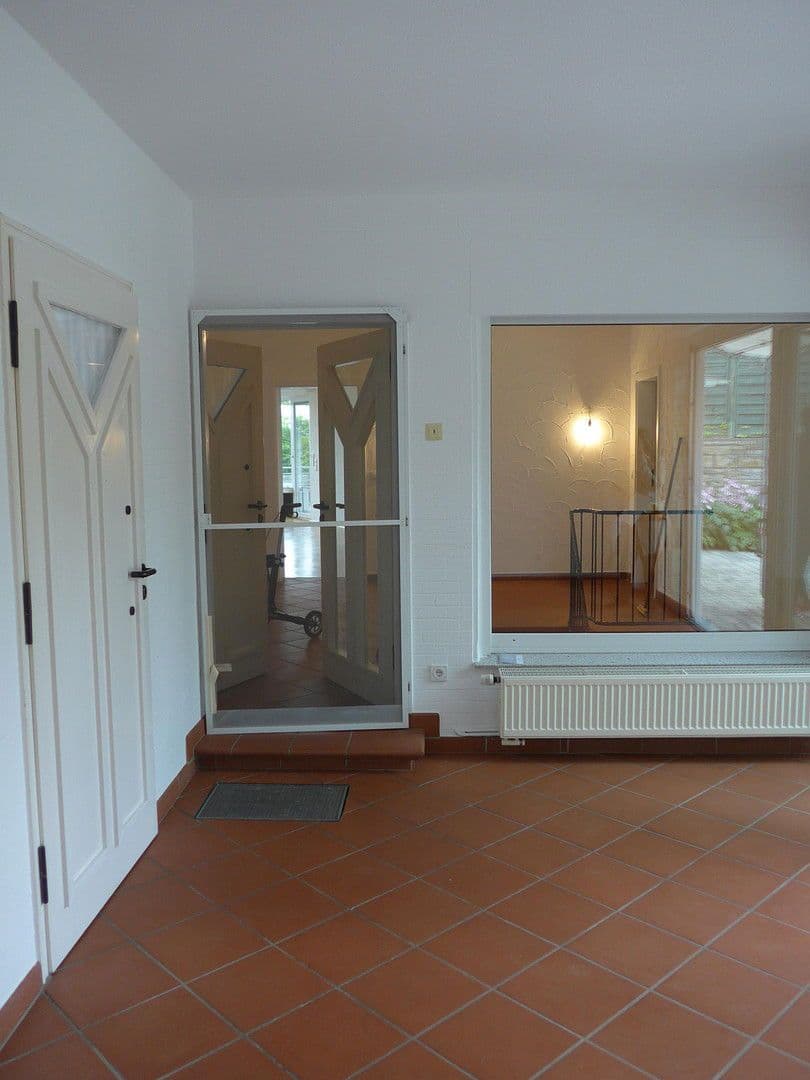 Pronájem domu 250 m², pozemek 1.390 m², Witten, Severní Porýní-Vestfálsko Pronájem domu 250 m², pozemek 1.390 m², Witten, Severní Porýní-Vestfálsko