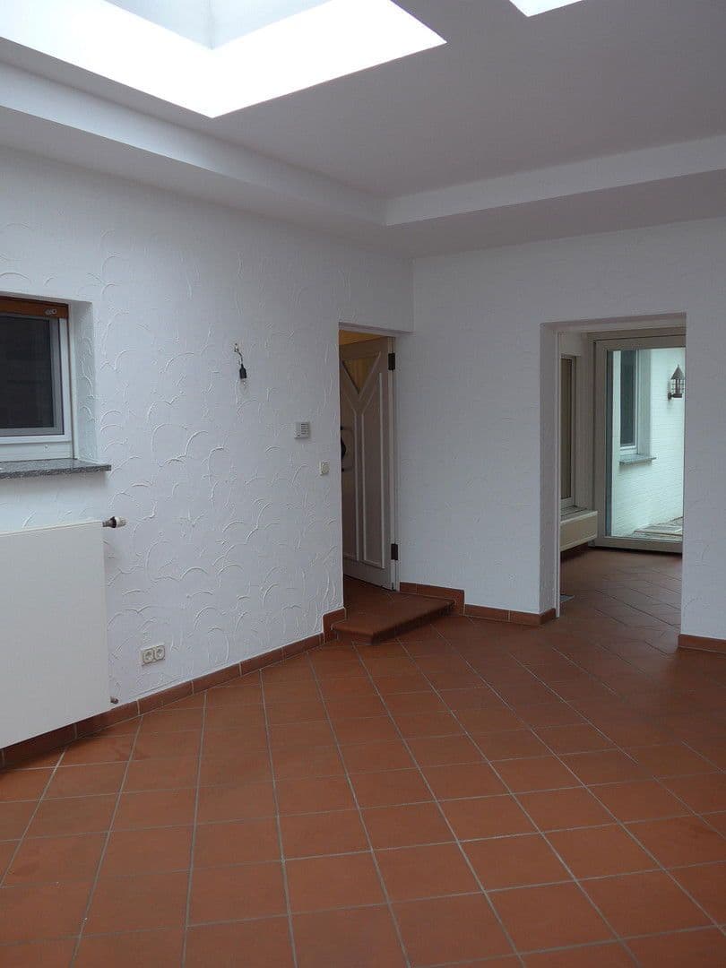 Pronájem domu 250 m², pozemek 1.390 m², Witten, Severní Porýní-Vestfálsko Pronájem domu 250 m², pozemek 1.390 m², Witten, Severní Porýní-Vestfálsko