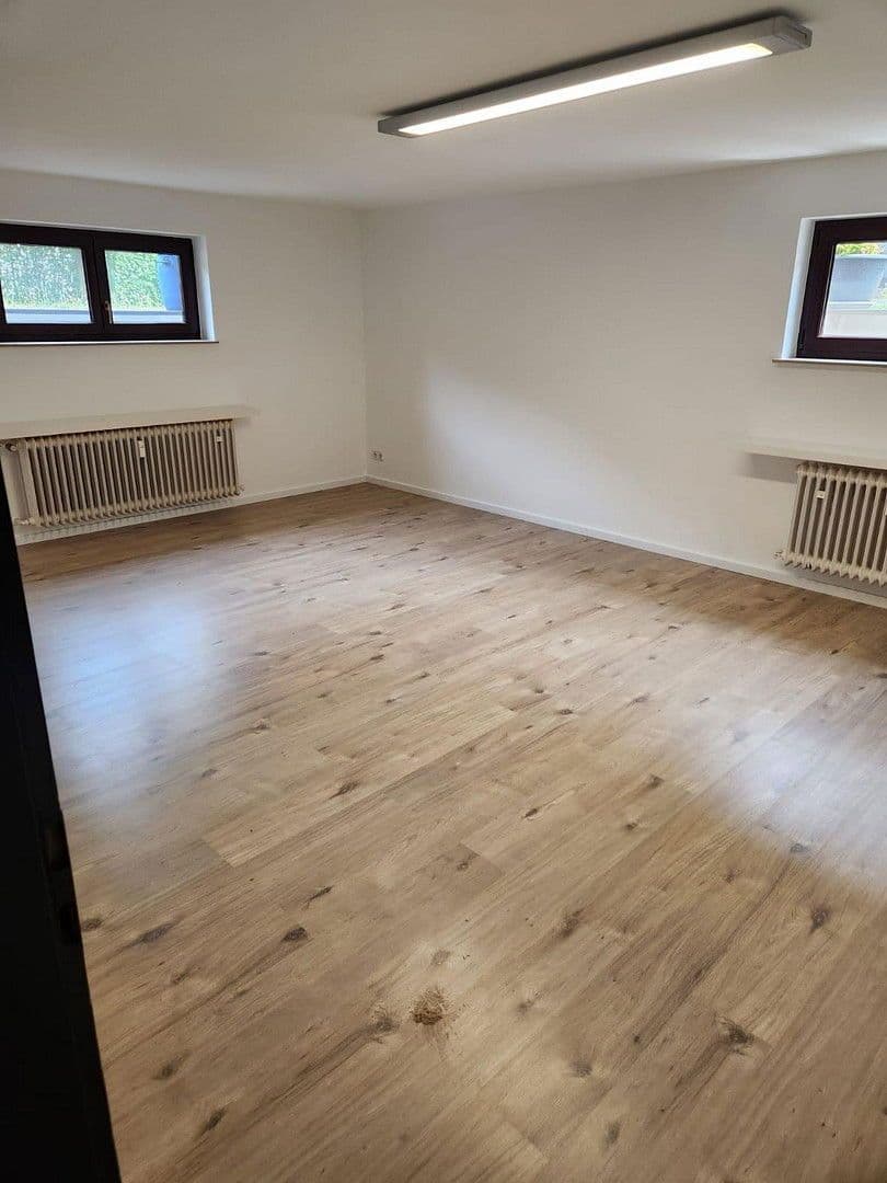 Pronájem bytu 2+1 55 m², Tabak Str. 3, Heilbronn, Bádensko-Württembersko Pronájem bytu 2+1 55 m², Tabak Str. 3, Heilbronn, Bádensko-Württembersko