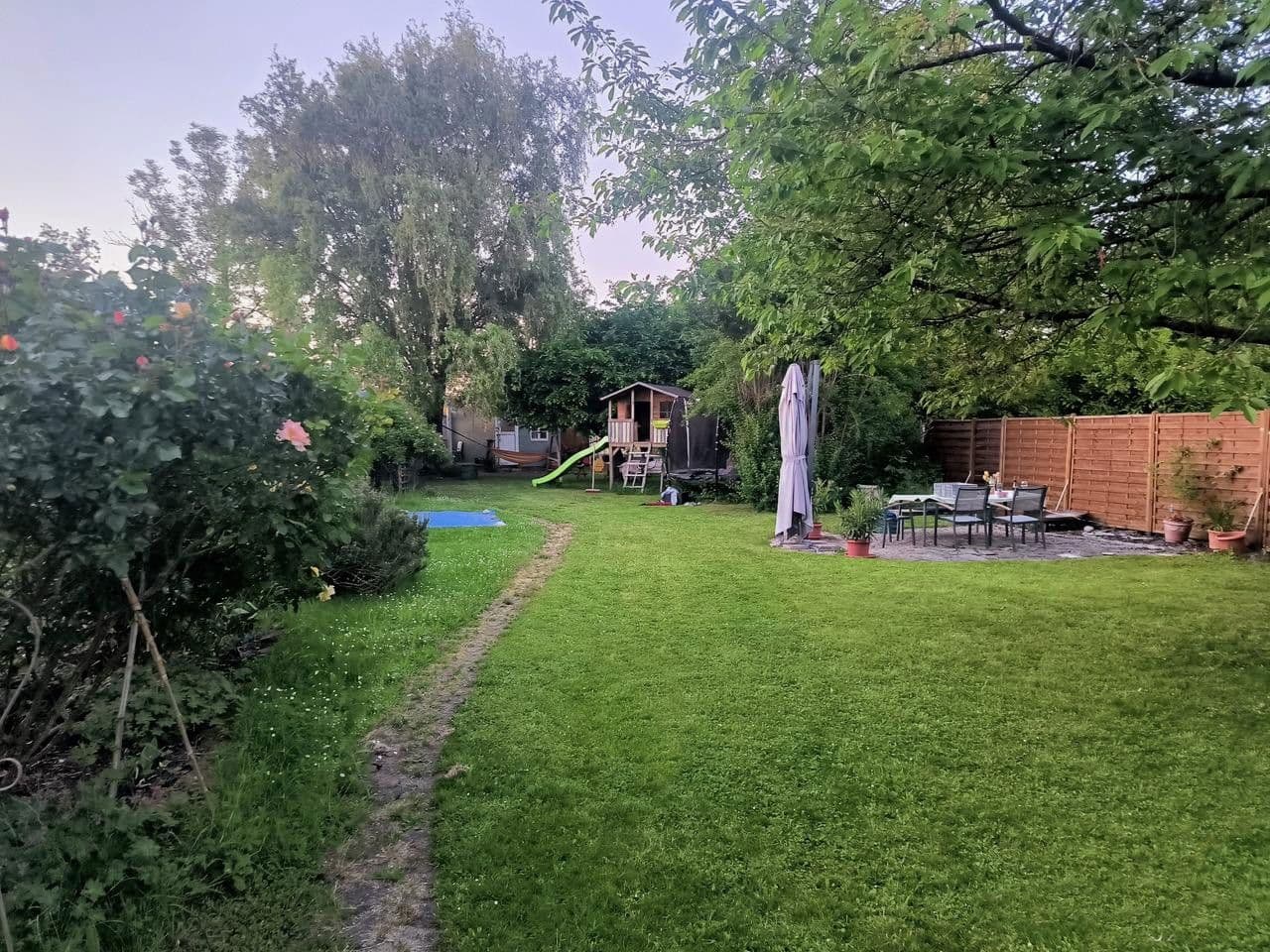 Prodej domu 140 m², pozemek 950 m², Herxheim bei Landau/Pfalz, Porýní-Falc Prodej domu 140 m², pozemek 950 m², Herxheim bei Landau/Pfalz, Porýní-Falc