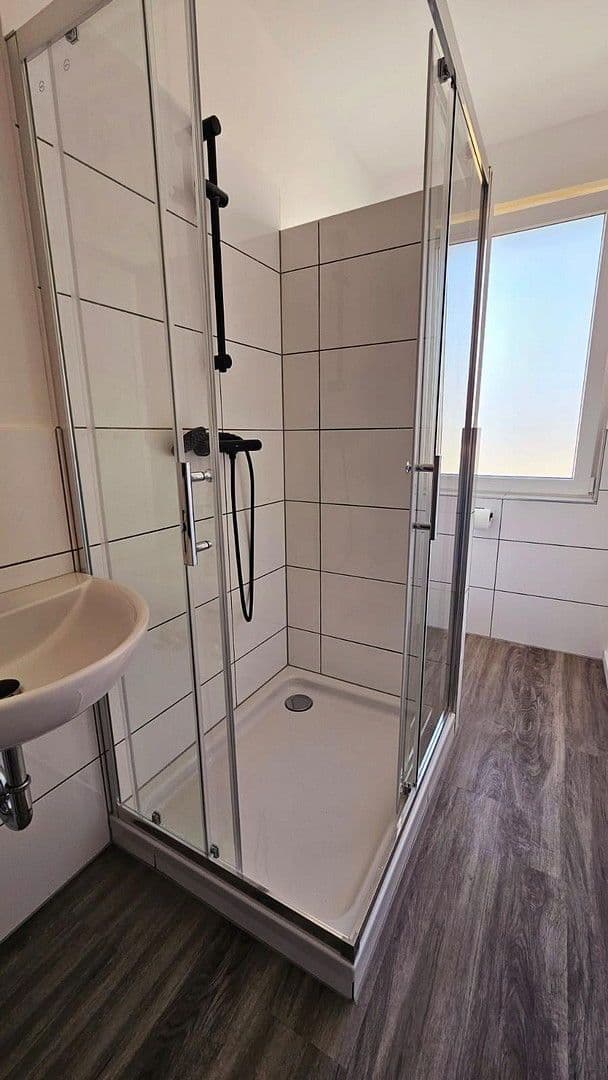 Pronájem bytu 2+1 50 m², Tilsiter Straße 3, Heiligenhaus, Severní Porýní-Vestfálsko Pronájem bytu 2+1 50 m², Tilsiter Straße 3, Heiligenhaus, Severní Porýní-Vestfálsko