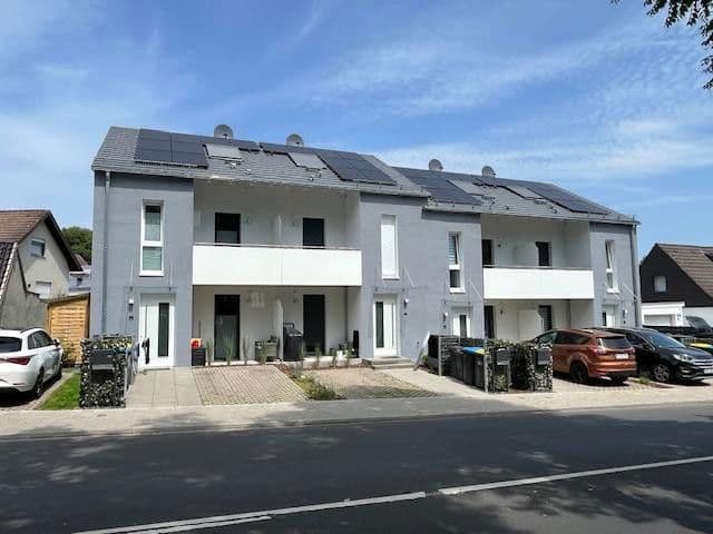 Pronájem domu 127 m², pozemek 160 m², Rennweg 54, Andernach, Porýní-Falc Pronájem domu 127 m², pozemek 160 m², Rennweg 54, Andernach, Porýní-Falc
