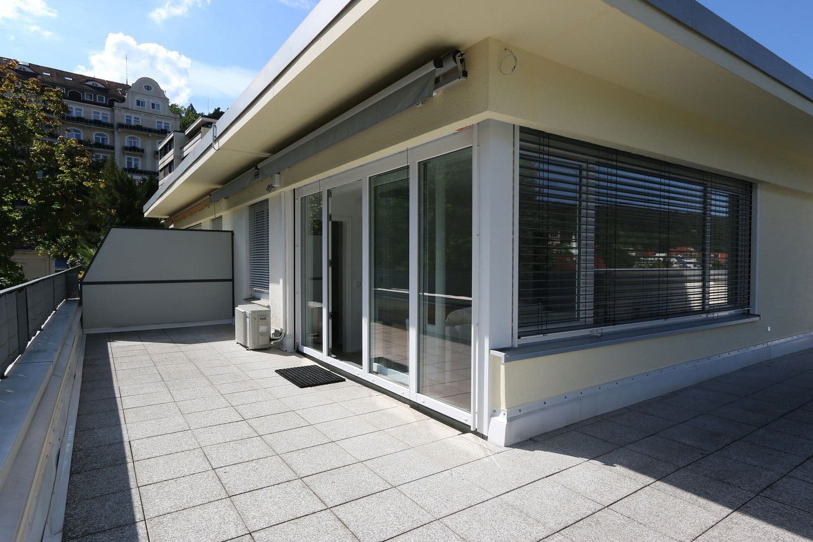 Pronájem bytu 2+1 69 m², Baden-Baden, Bádensko-Württembersko Pronájem bytu 2+1 69 m², Baden-Baden, Bádensko-Württembersko