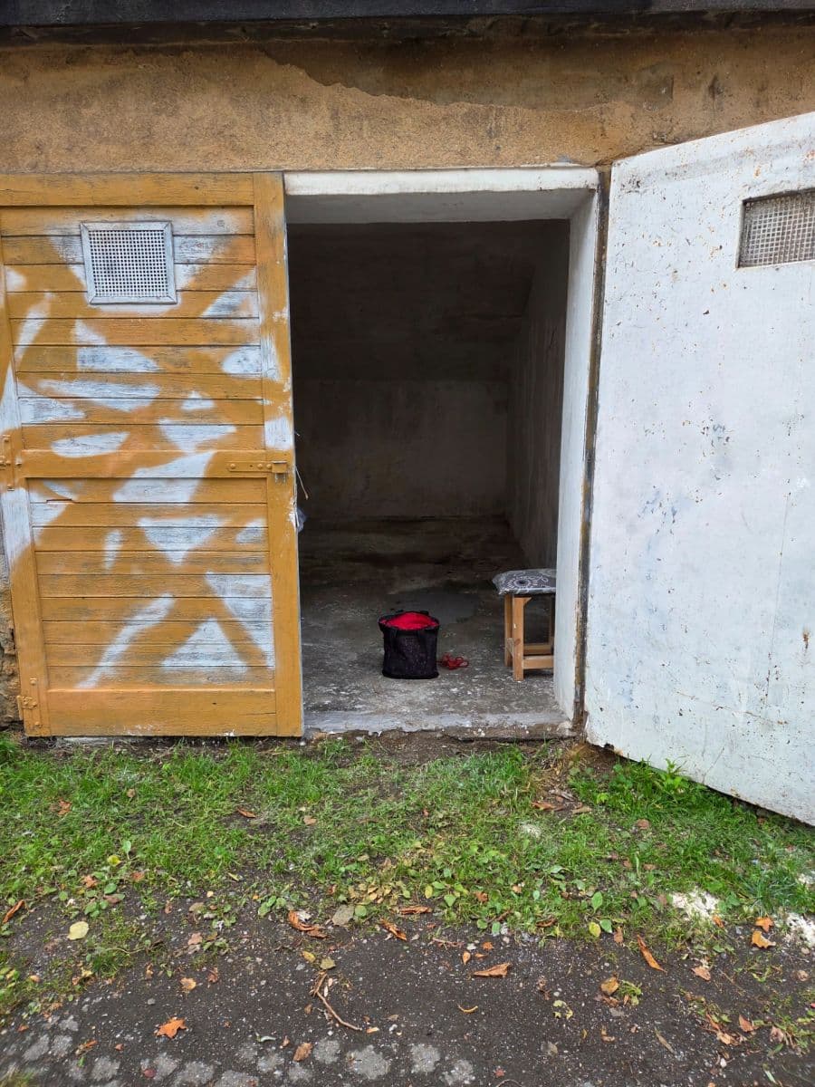 Pronájem garáže 15 m², U Městských domů, Praha, Praha Pronájem garáže 15 m², U Městských domů, Praha, Praha