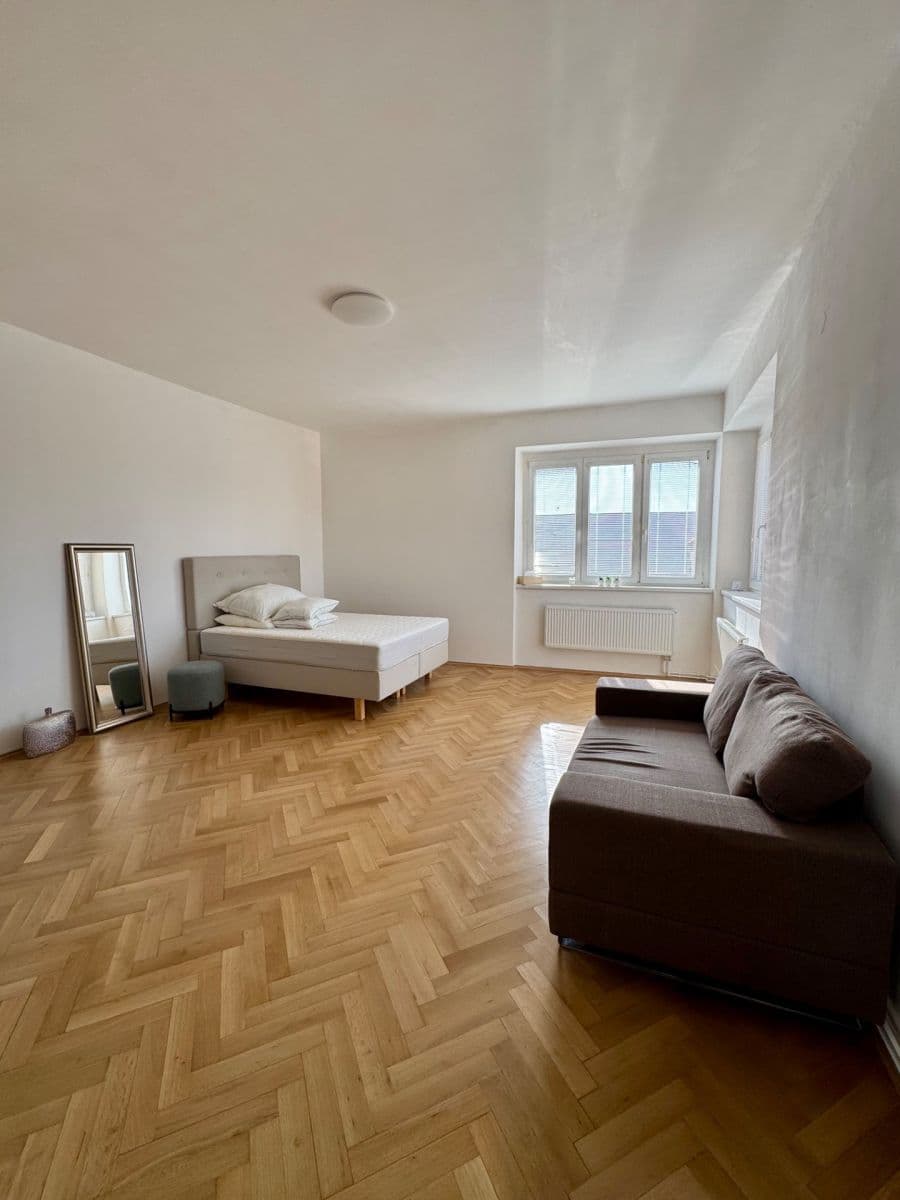 Pronájem bytu 2+1 72 m², Havlišova, Brno, Jihomoravský kraj Pronájem bytu 2+1 72 m², Havlišova, Brno, Jihomoravský kraj