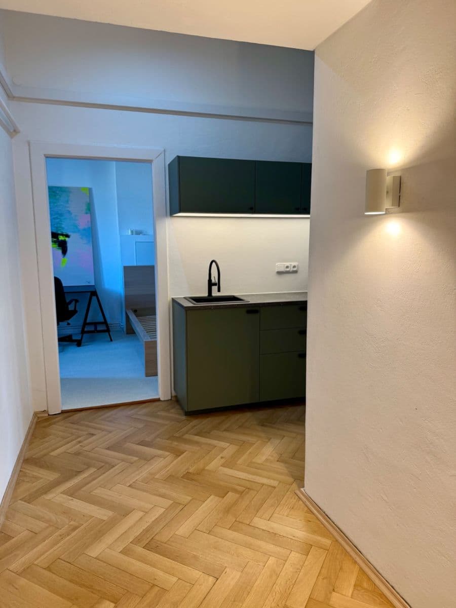 Pronájem bytu 2+1 72 m², Havlišova, Brno, Jihomoravský kraj Pronájem bytu 2+1 72 m², Havlišova, Brno, Jihomoravský kraj