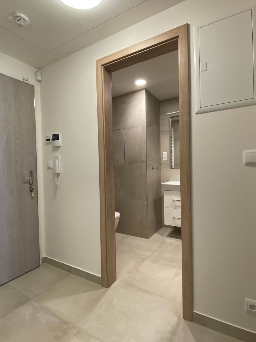 Pronájem bytu 1+kk 33 m², Poděbradská, Praha, Praha Pronájem bytu 1+kk 33 m², Poděbradská, Praha, Praha