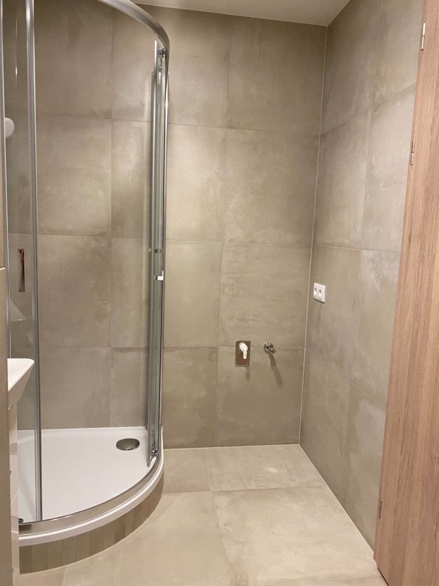 Pronájem bytu 1+kk 33 m², Poděbradská, Praha, Praha Pronájem bytu 1+kk 33 m², Poděbradská, Praha, Praha