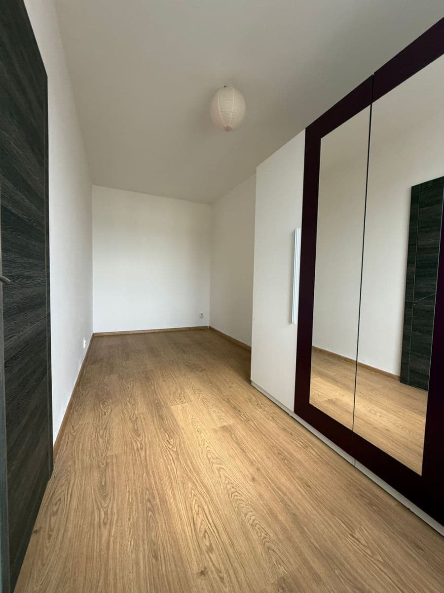 Prodej bytu 2+1 44 m², Sosnová, Třinec, Moravskoslezský kraj Prodej bytu 2+1 44 m², Sosnová, Třinec, Moravskoslezský kraj