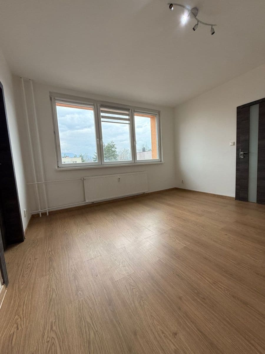 Prodej bytu 2+1 44 m², Sosnová, Třinec, Moravskoslezský kraj Prodej bytu 2+1 44 m², Sosnová, Třinec, Moravskoslezský kraj