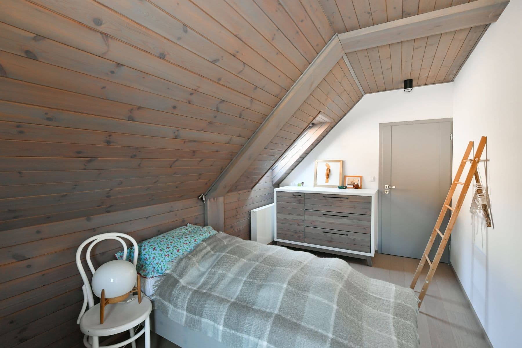 Pronájem bytu 120 m², Dolní Lysečiny, Horní Maršov, Královéhradecký kraj Pronájem bytu 120 m², Dolní Lysečiny, Horní Maršov, Královéhradecký kraj