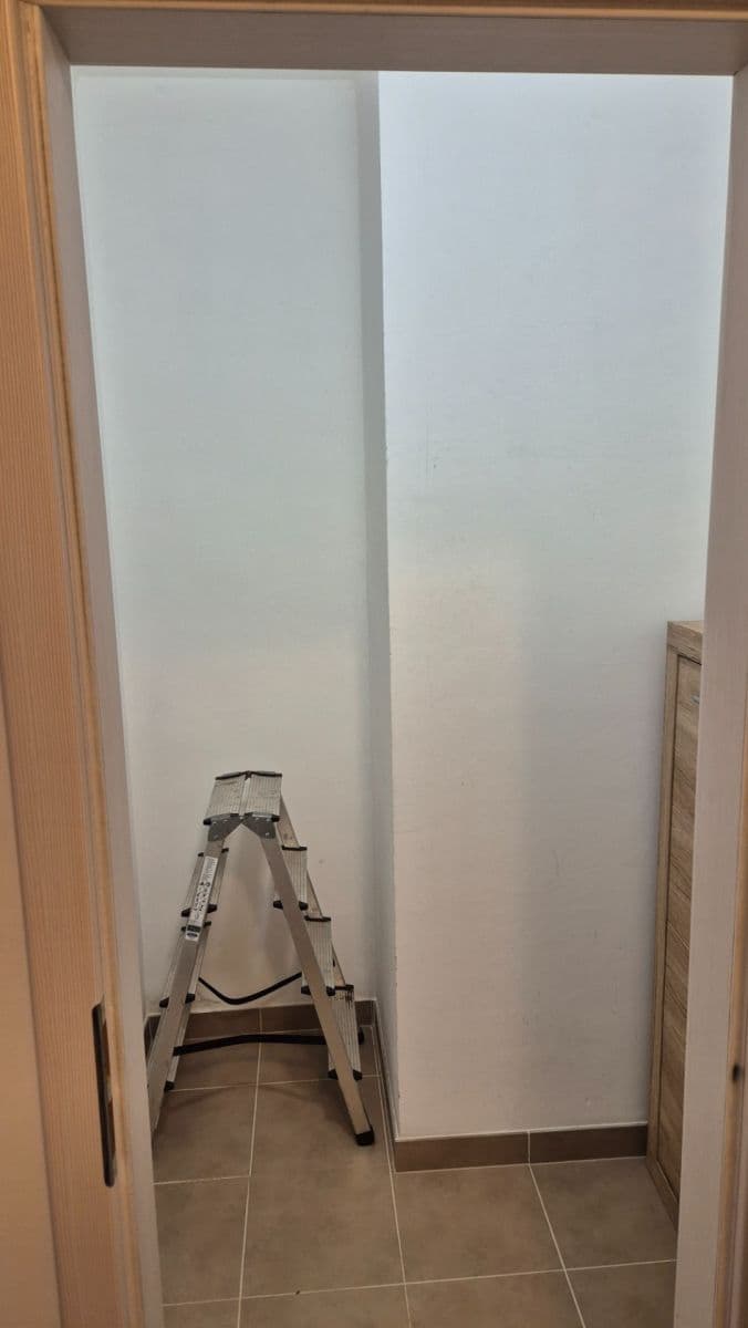 Pronájem bytu 2+kk 60 m², K Meteoru, Hradec Králové, Královéhradecký kraj Pronájem bytu 2+kk 60 m², K Meteoru, Hradec Králové, Královéhradecký kraj