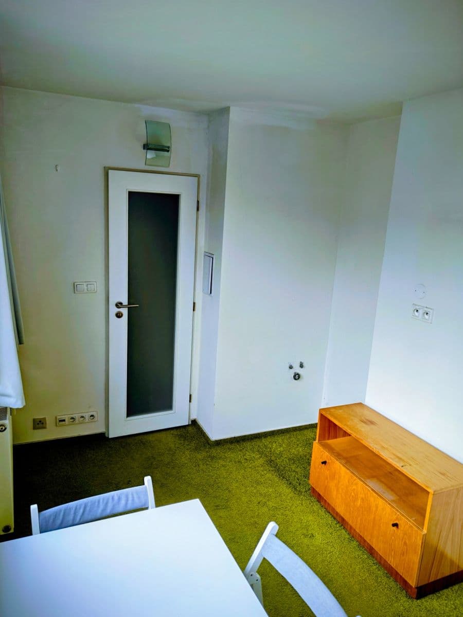 Pronájem bytu Garsoniéra 16 m², Molákova, Praha, Praha Pronájem bytu Garsoniéra 16 m², Molákova, Praha, Praha