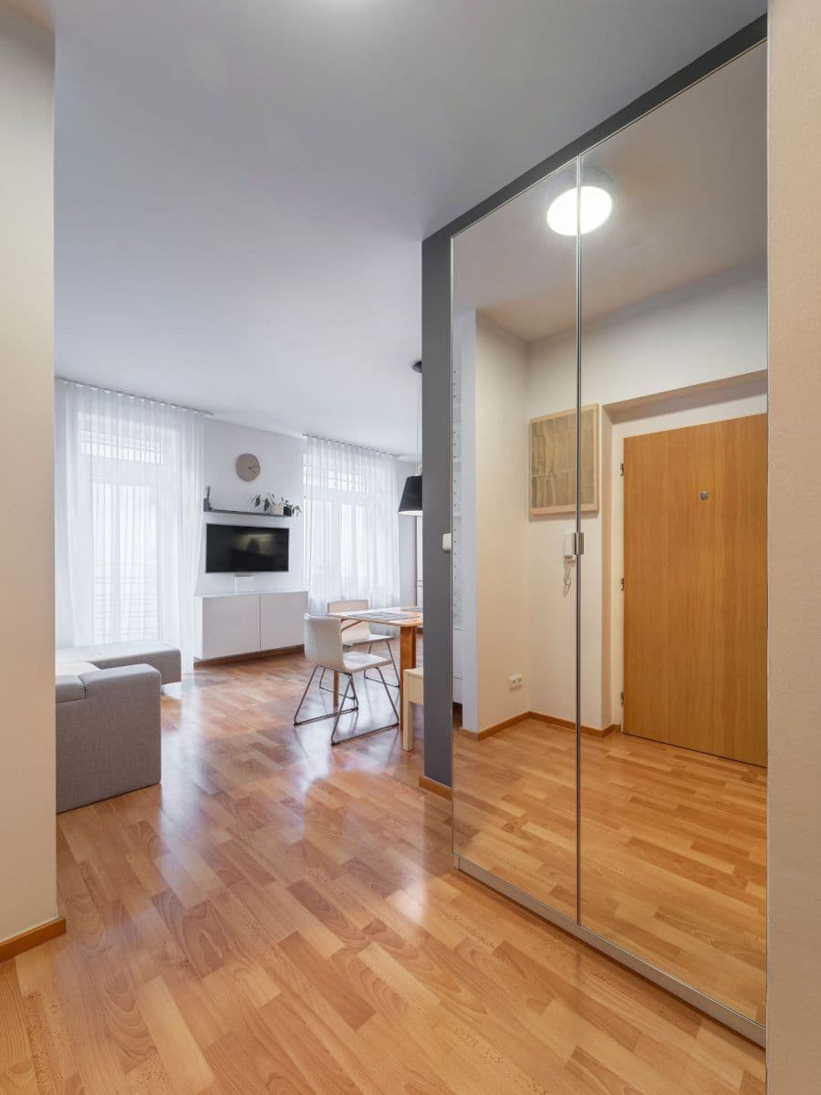 Pronájem bytu 3+kk 70 m², U Třešňovky, Praha, Praha Pronájem bytu 3+kk 70 m², U Třešňovky, Praha, Praha