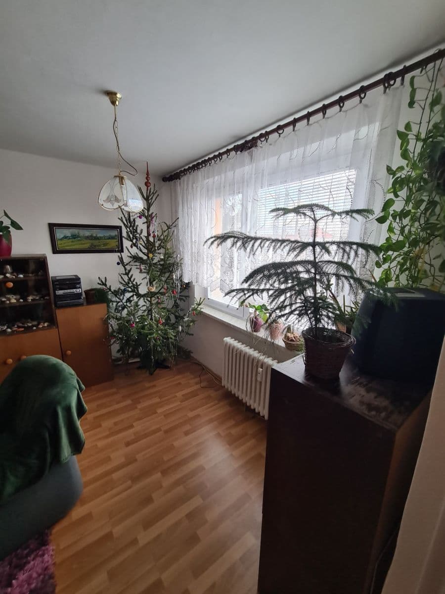 Pronájem bytu 3+1 73 m², Sídliště, Uherský Ostroh, Zlínský kraj Pronájem bytu 3+1 73 m², Sídliště, Uherský Ostroh, Zlínský kraj