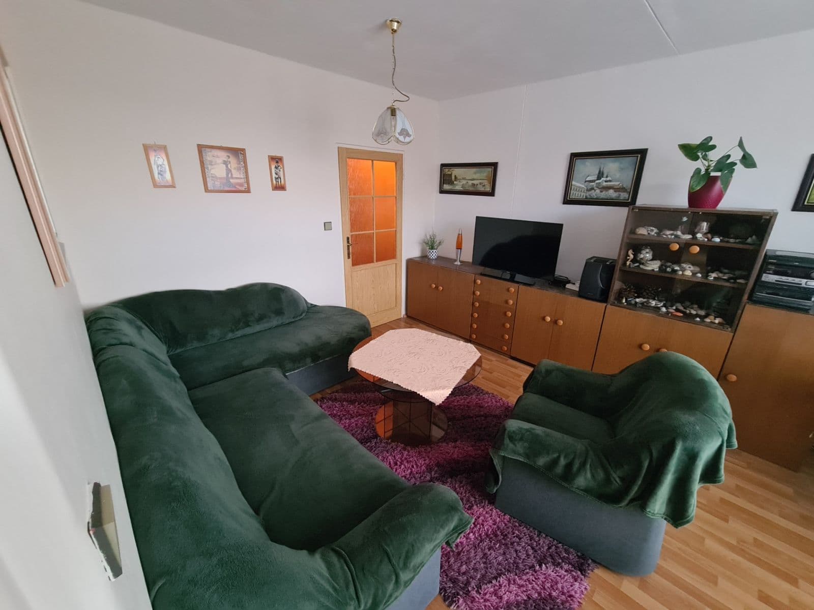 Pronájem bytu 3+1 73 m², Sídliště, Uherský Ostroh, Zlínský kraj Pronájem bytu 3+1 73 m², Sídliště, Uherský Ostroh, Zlínský kraj