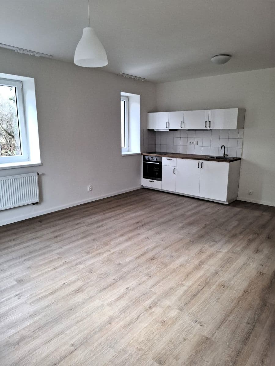 Pronájem bytu 1+kk 36 m², U Krčského nádraží, Praha, Praha Pronájem bytu 1+kk 36 m², U Krčského nádraží, Praha, Praha