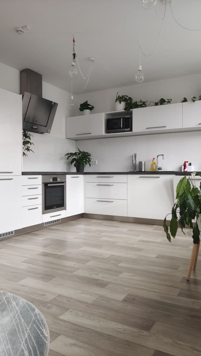 Pronájem bytu 3+kk 68 m², Molákova, Praha, Praha Pronájem bytu 3+kk 68 m², Molákova, Praha, Praha