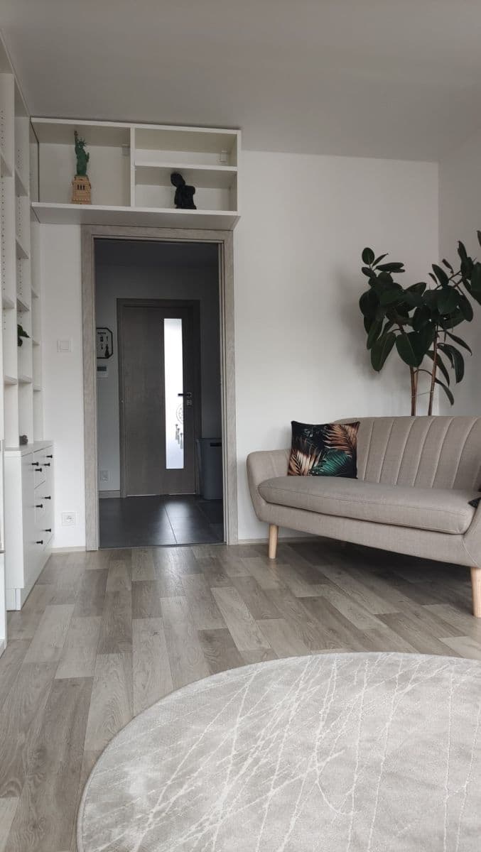 Pronájem bytu 3+kk 68 m², Molákova, Praha, Praha Pronájem bytu 3+kk 68 m², Molákova, Praha, Praha