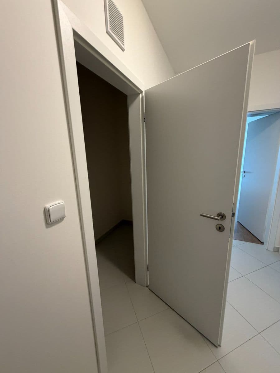 Pronájem bytu 2+kk 52 m², Ondrákové, Praha, Praha Pronájem bytu 2+kk 52 m², Ondrákové, Praha, Praha