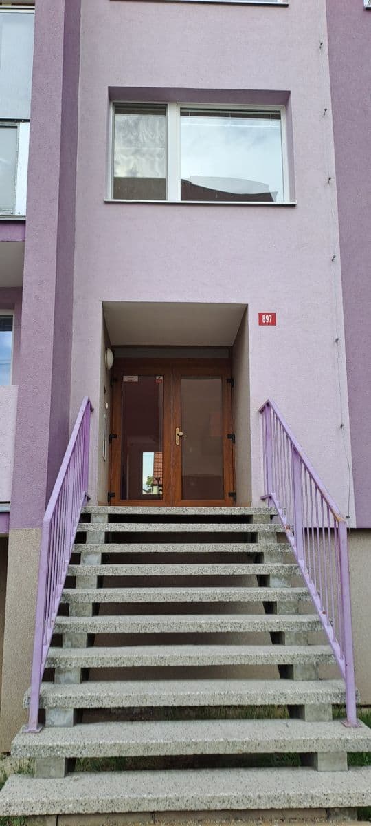 Pronájem bytu 2+kk 42 m², Kpt. Nálepky, Podbořany, Ústecký kraj Pronájem bytu 2+kk 42 m², Kpt. Nálepky, Podbořany, Ústecký kraj