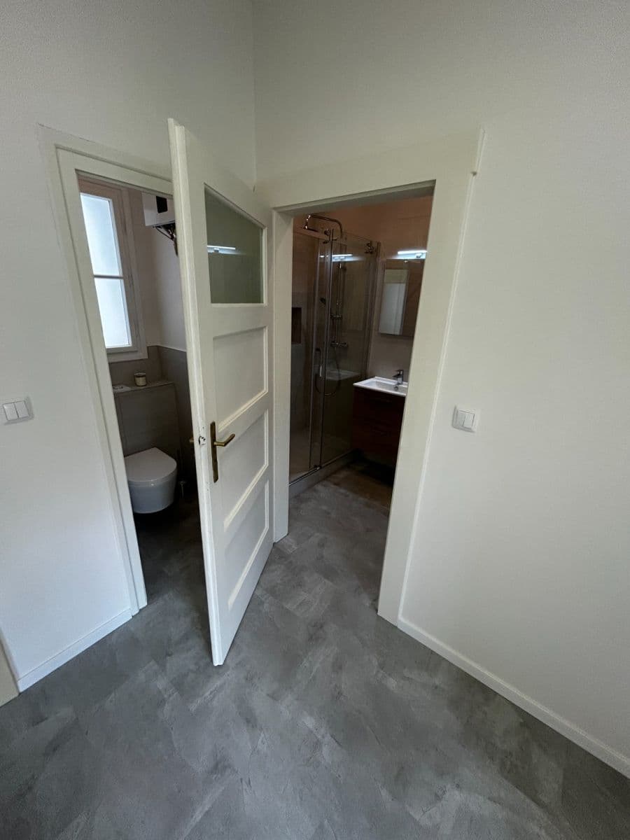 Pronájem bytu 2+kk 53 m², Osadní, Praha, Praha Pronájem bytu 2+kk 53 m², Osadní, Praha, Praha