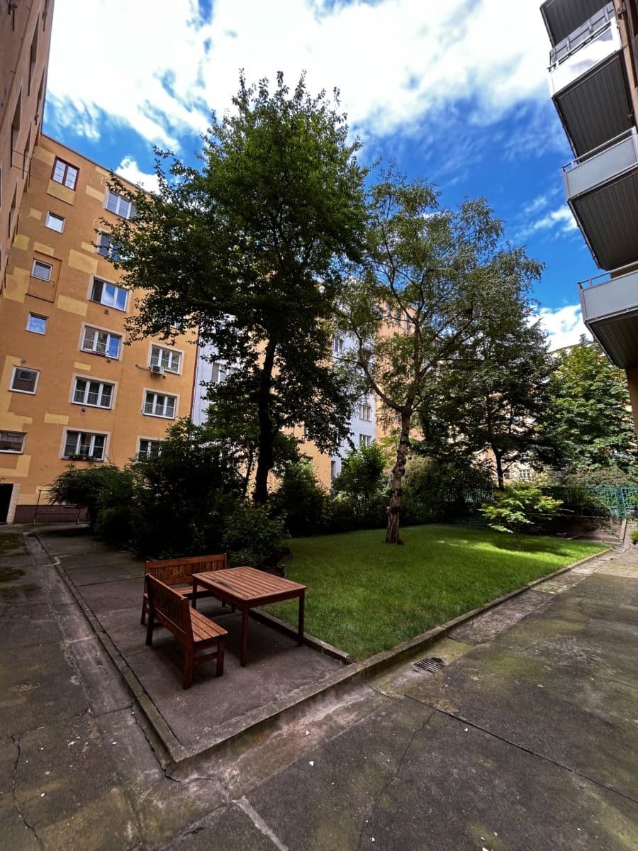 Pronájem bytu 2+kk 53 m², Osadní, Praha, Praha Pronájem bytu 2+kk 53 m², Osadní, Praha, Praha