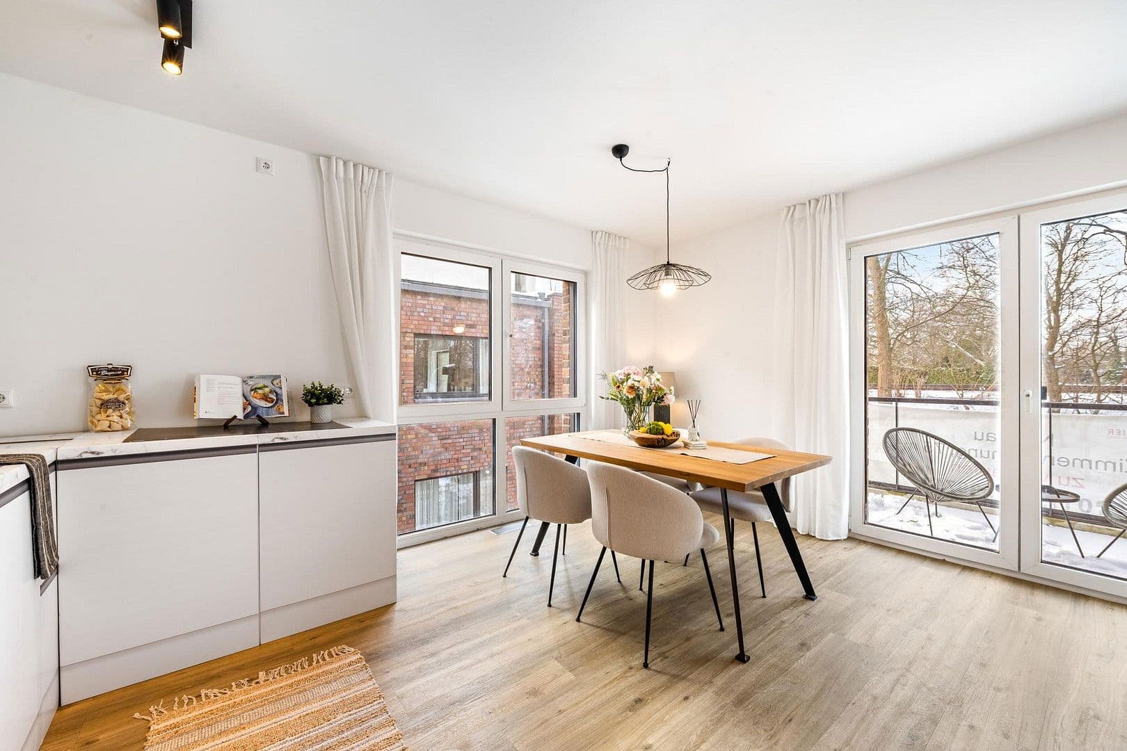 Prodej bytu 3+1 76 m², Am Ziegelteich 66, Hamburg, Hamburg Prodej bytu 3+1 76 m², Am Ziegelteich 66, Hamburg, Hamburg