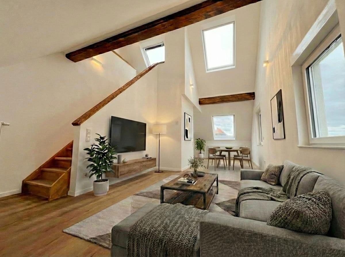 Pronájem bytu 4+1 125 m², Pfarrer-Werr-Straße, 40, Troisdorf, Severní Porýní-Vestfálsko Pronájem bytu 4+1 125 m², Pfarrer-Werr-Straße, 40, Troisdorf, Severní Porýní-Vestfálsko