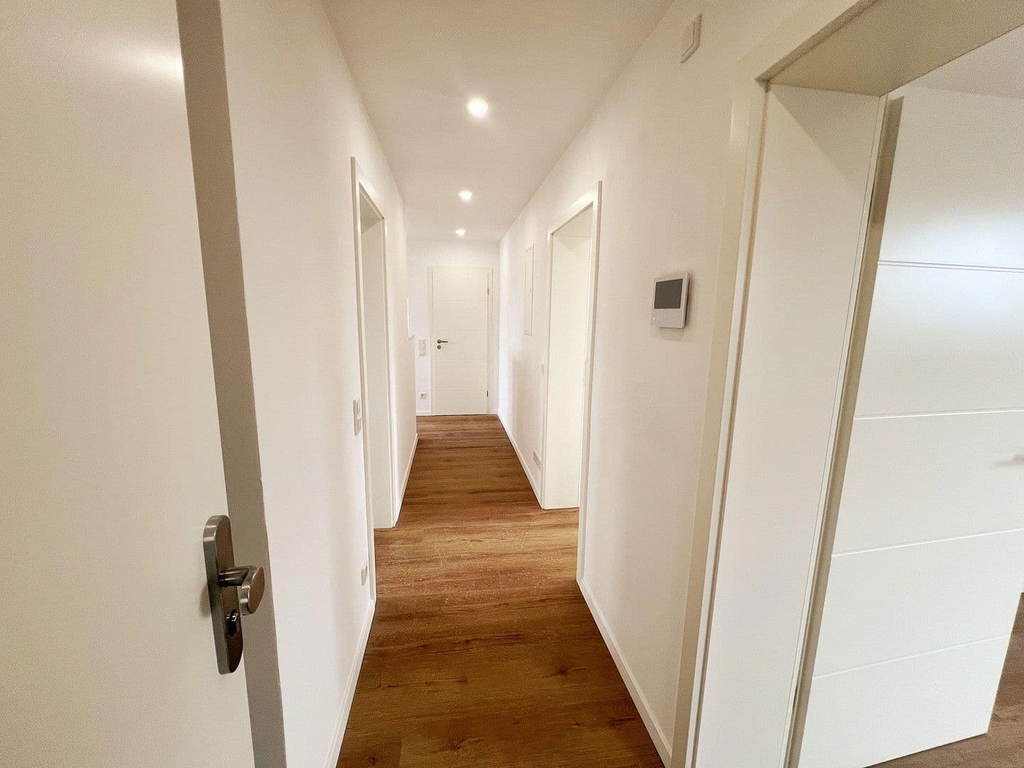 Pronájem bytu 4+1 125 m², Pfarrer-Werr-Straße, 40, Troisdorf, Severní Porýní-Vestfálsko Pronájem bytu 4+1 125 m², Pfarrer-Werr-Straße, 40, Troisdorf, Severní Porýní-Vestfálsko