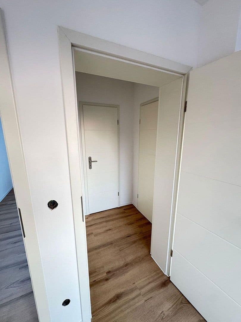 Pronájem bytu 1+kk 30 m², Kupferdreher Str.93, Essen, Severní Porýní-Vestfálsko Pronájem bytu 1+kk 30 m², Kupferdreher Str.93, Essen, Severní Porýní-Vestfálsko