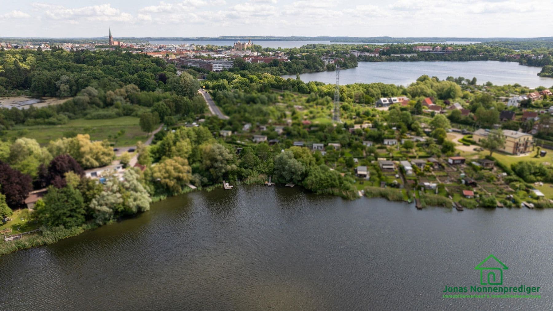 Prodej domu 27 m², pozemek 500 m², Gartenverein Marienhöhe e.V. - Rogahner Straße 2b, Schwerin, Mecklenburg-Vorpommern Prodej domu 27 m², pozemek 500 m², Gartenverein Marienhöhe e.V. - Rogahner Straße 2b, Schwerin, Mecklenburg-Vorpommern