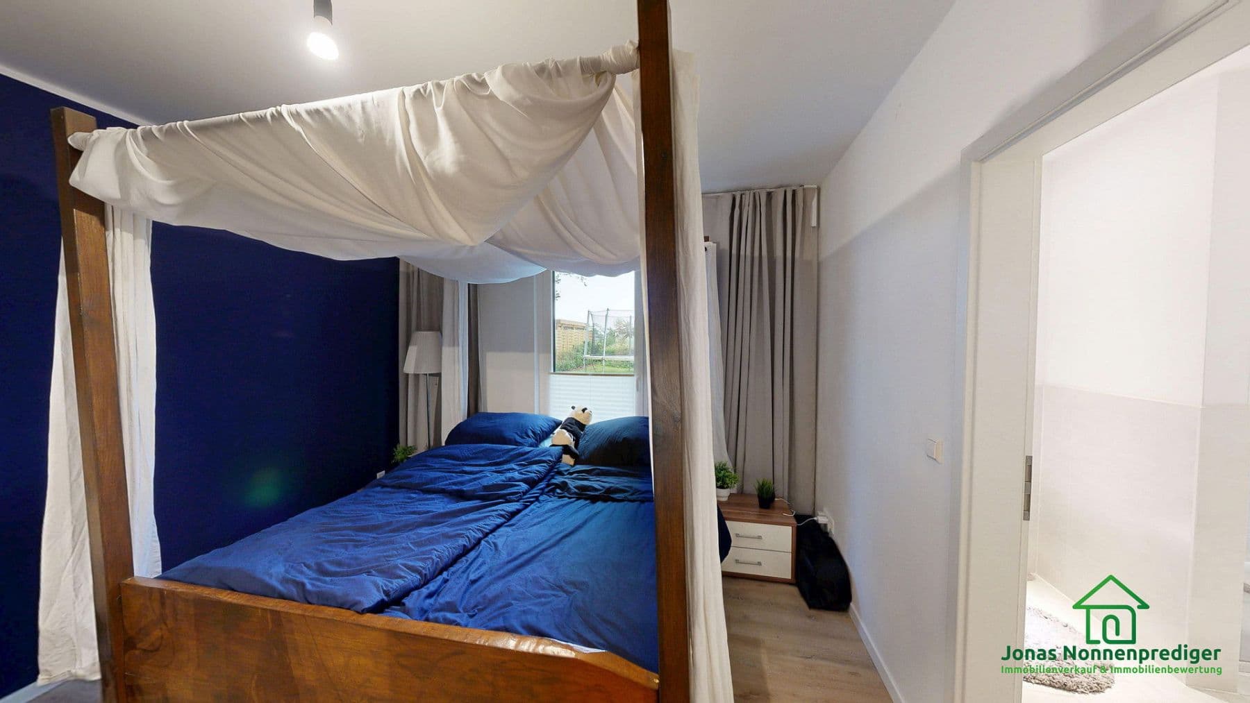 Prodej domu 146 m², pozemek 1.064 m², Seestraße 11, Mühlen Eichsen, Mecklenburg-Vorpommern Prodej domu 146 m², pozemek 1.064 m², Seestraße 11, Mühlen Eichsen, Mecklenburg-Vorpommern